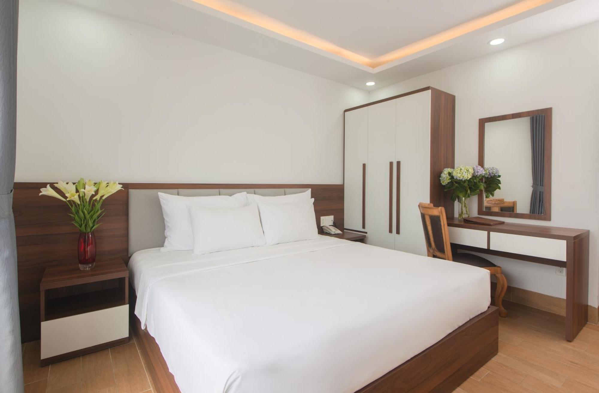 Khách sạn Bờ Biển Vàng - Gold Coast Hotel Nha Trang Exterior foto